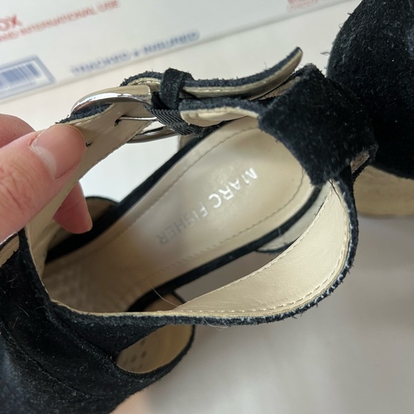 Marc Fisher Helyda Espadrille Black leather Suede Perforated Wedge 5.5 - Picture 4 of 7